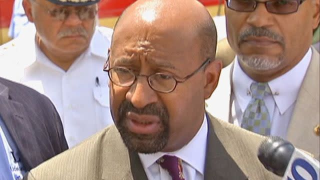 Philadelphia mayor addresses building collapse