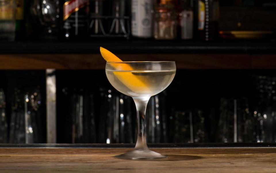 Dry Martini Cocktail recipe - Addie Chinn