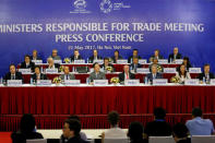 Trade ministers attend a press conference during the APEC Ministers Responsible For Trade (APEC MRT 23) meeting in Hanoi, Vietnam May 21, 2017. REUTERS/Kham