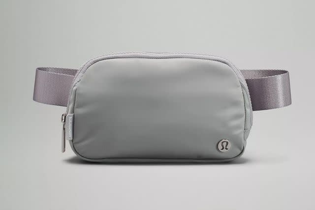 <p>Lululemon</p>