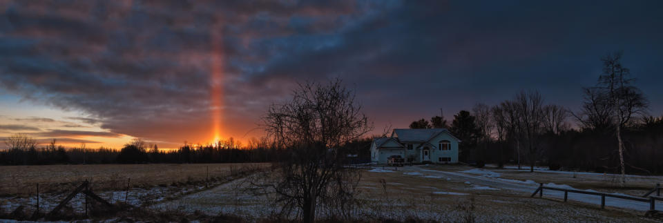 a sun pillar