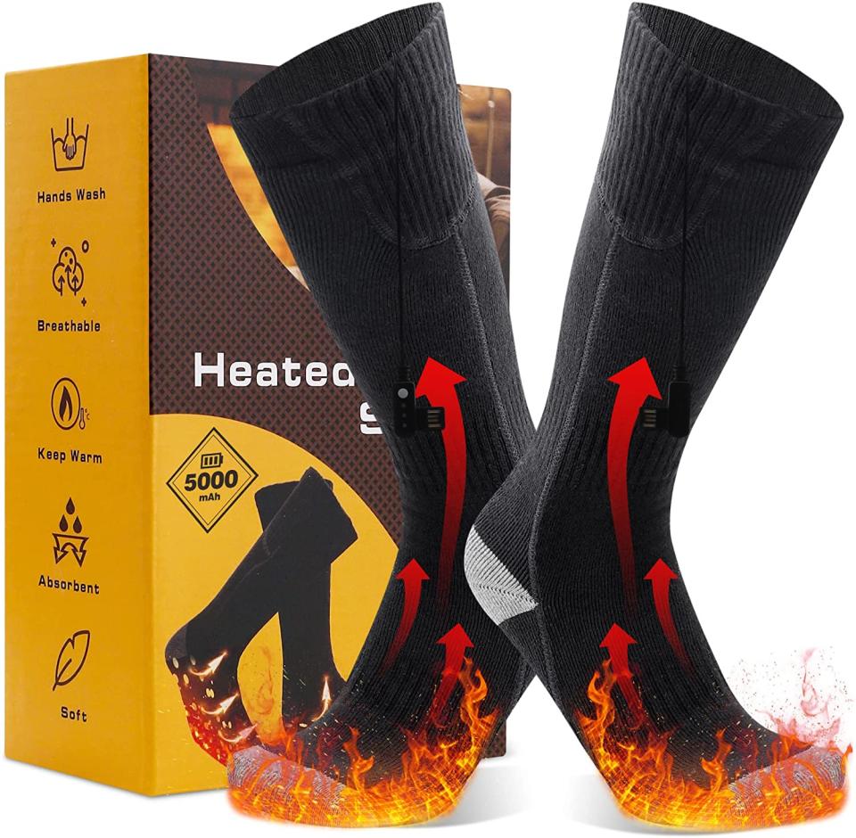 Bemkia Heated Socks. Image via Amazon.