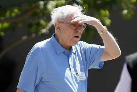 Warren Buffet, CEO of Berkshire Hathaway, leaves the first session of the annual Allen and Co. conference at the Sun Valley, Idaho Resort July 10, 2013. REUTERS/Rick Wilking