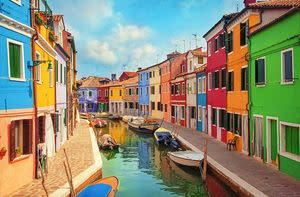 威尼斯附近的彩色島猶如夢幻國境一般迷人。（圖片提供/太平洋旅行社）