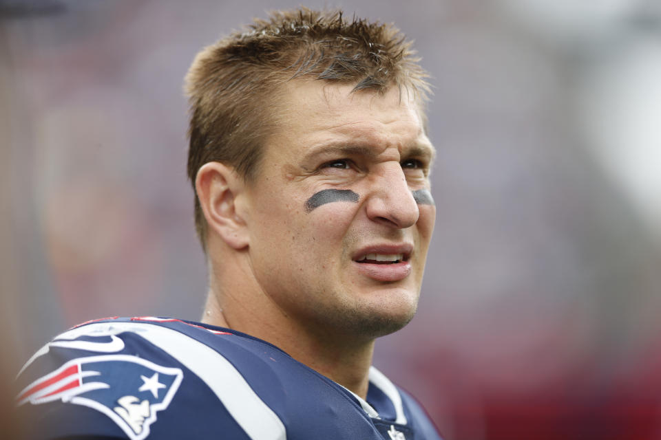 Rob Gronkowski could give Tom Brady some comfort level as he returns to face the Jets