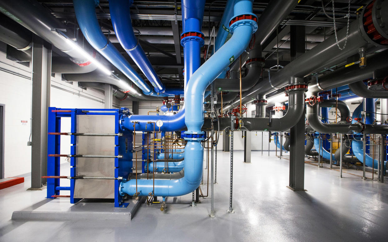 The system used to cool servers inside the Apple Data Center in Mesa, Ariz., in 2018. (Tom Tingle / The Republic / USA Today Network)