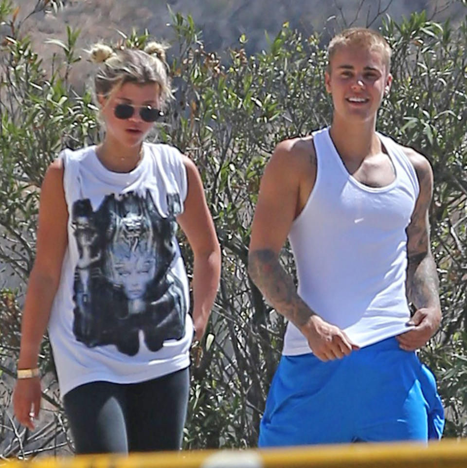 Justin olvida a Hailey