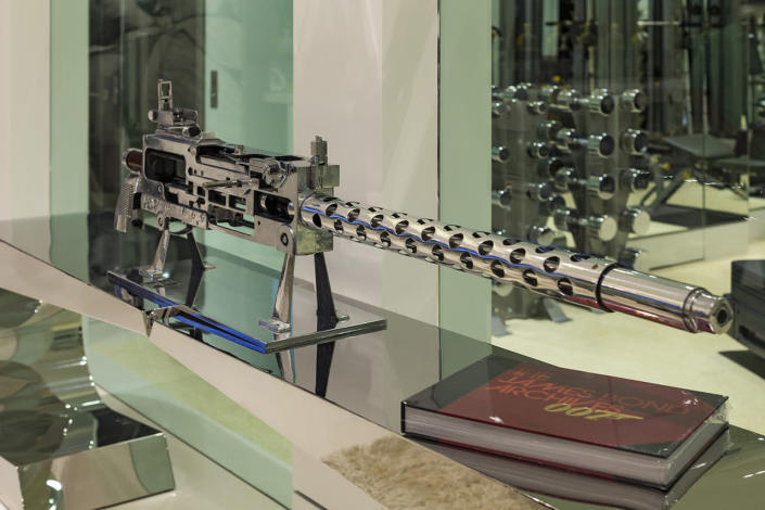 <p>Displayed in front of the glass wall is a chrome .50-caliber machine gun that Makowsky’s associate says was taken from a World War II tank and was actually used in the war. Makowsky told Yahoo Real Estate that when visitors have seen the house, “it’s like sensory overload, they’re hyperventilating.”</p>