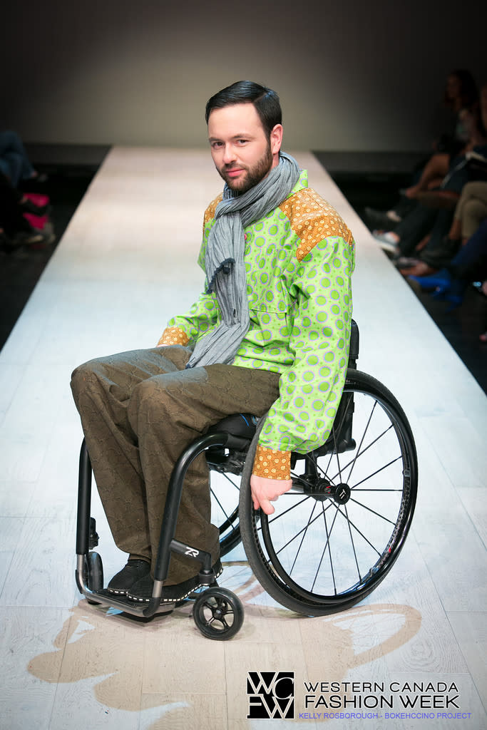 Des mannequins âgés et handicapés ont défilé sur le podium de la WCFW