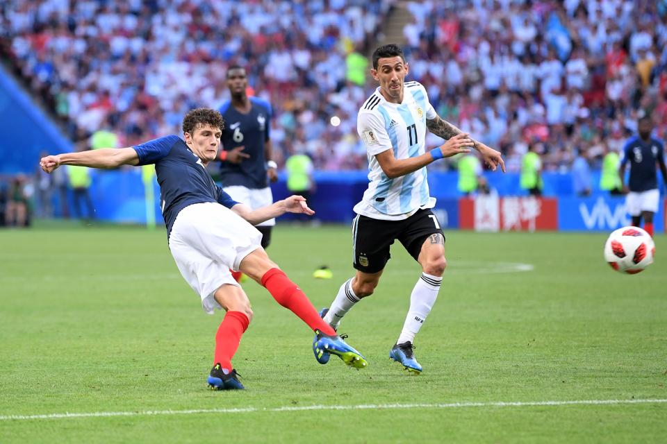 <p>Another stunner! France full-back Benjamin Pavard crashes home a half-volley to make it 2-2 in one of the best games of World Cup 2018 </p>