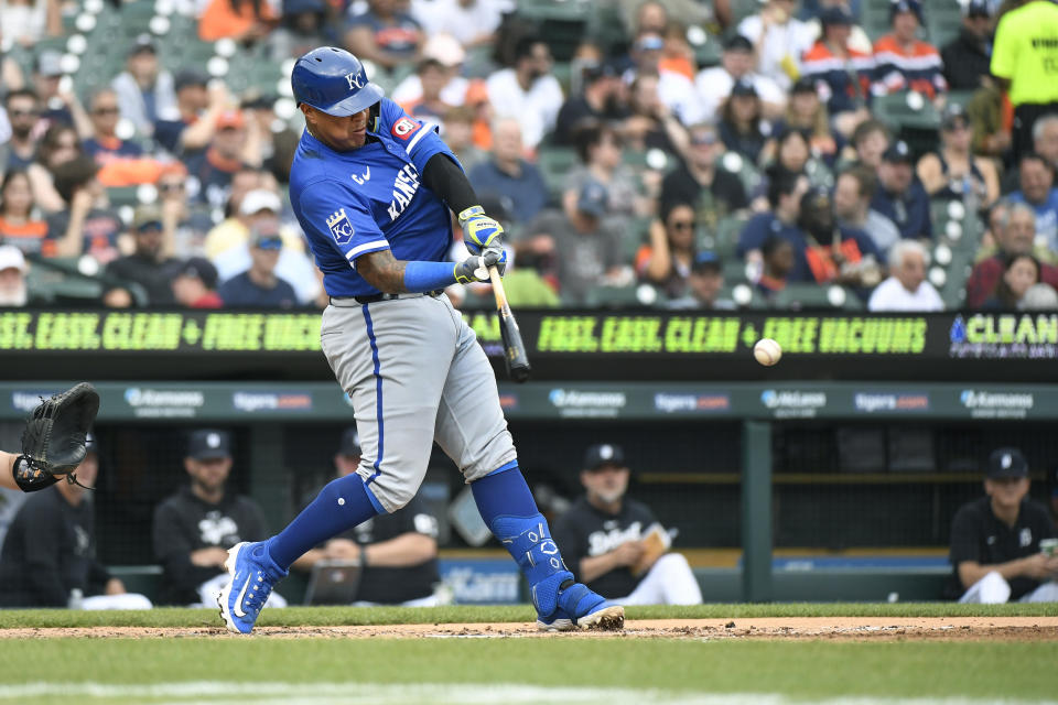 Kansas City Royals' Salvador Perez bats in the fourth inning of a baseball game against the Detroit Tigers, Sunday, April 28, 2024, in Detroit. (AP Photo/Jose Juarez)