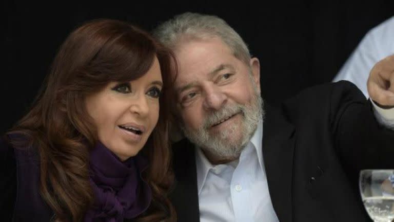 La ex presidenta Cristina Kirchner y su par brasileño Lula da Silva