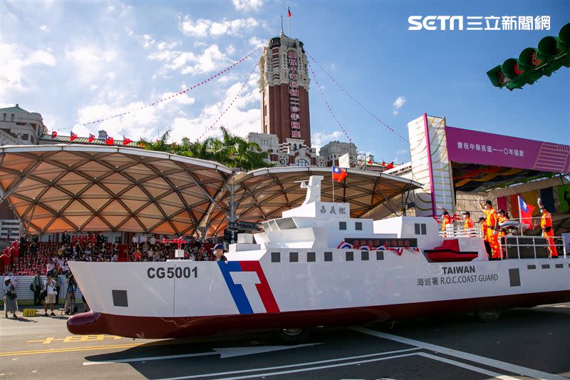  三軍儀隊與海巡艦「陸上行舟」精彩可期。（圖／記者楊澍攝影）