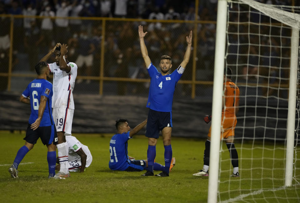 El Salvador's Eriq Zavaleta, center, reacts during a qualifying soccer match against United States for the FIFA World Cup Qatar 2022 at Cuscatlan stadium in San Salvador, El Salvador, Thursday, Sept. 2, 2021. (AP Photo/Moises Castillo)