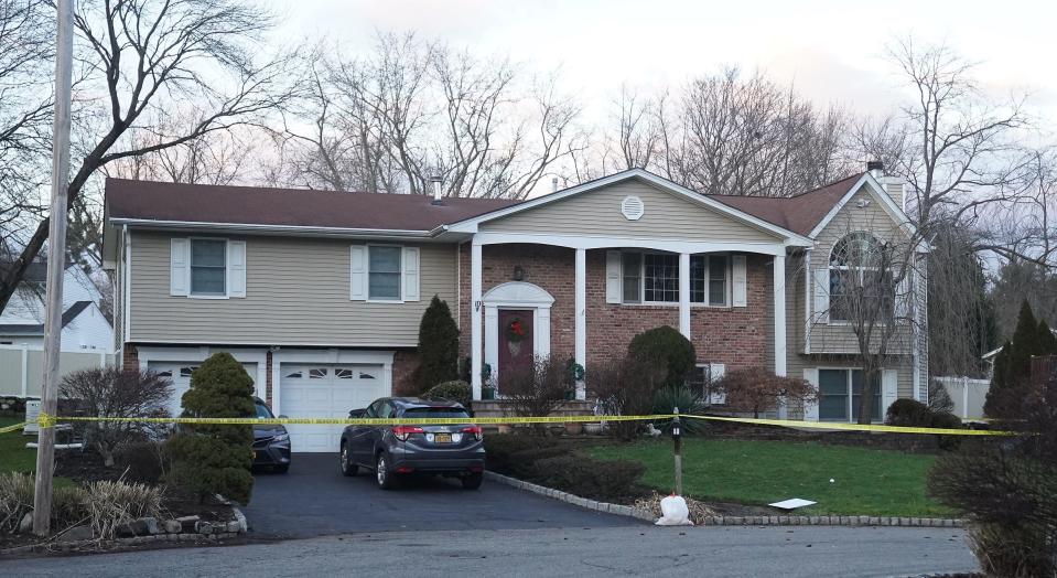Clarkstown Police have cordoned off the scene of an apparent murder/suicide ay 10 Clydesdale Ct. in New City on Saturday, Dec 30, 2023.