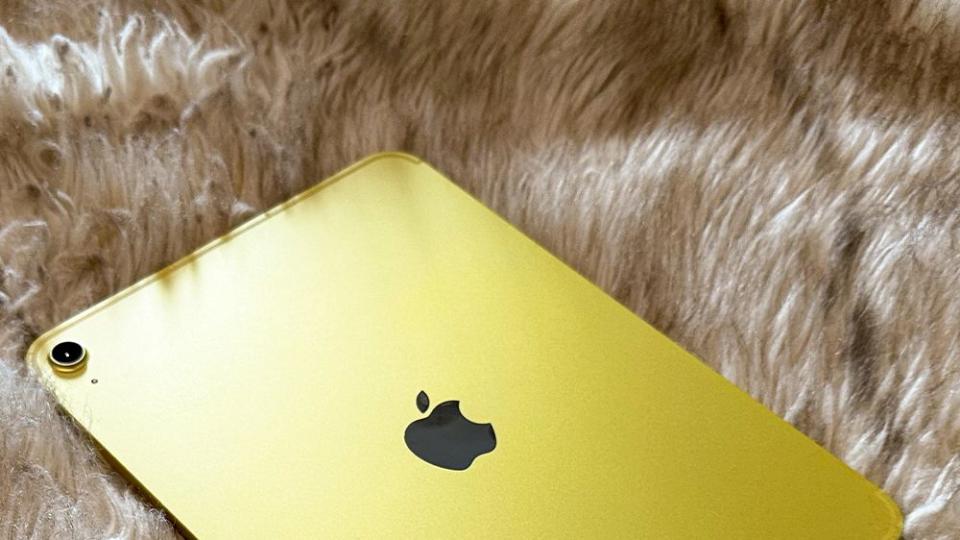 yellow 10th gen ipad