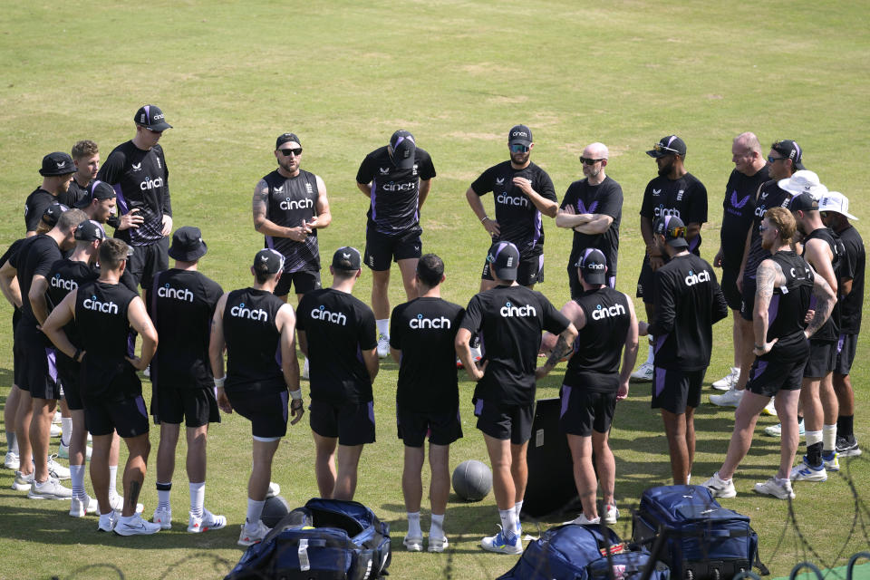 England team's Brendon McCullum, center, in glasses, briefs in a team meeting prior to practice session, in Multan, Pakistan, Saturday, Oct. 5, 2024. (AP Photo/Anjum Naveed)