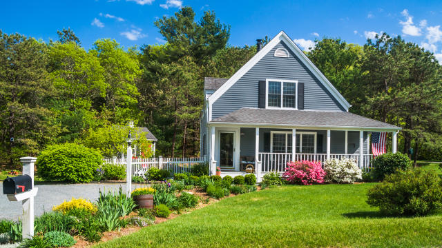 White Kitchens Can Hurt Home Sale Price, Zillow Says