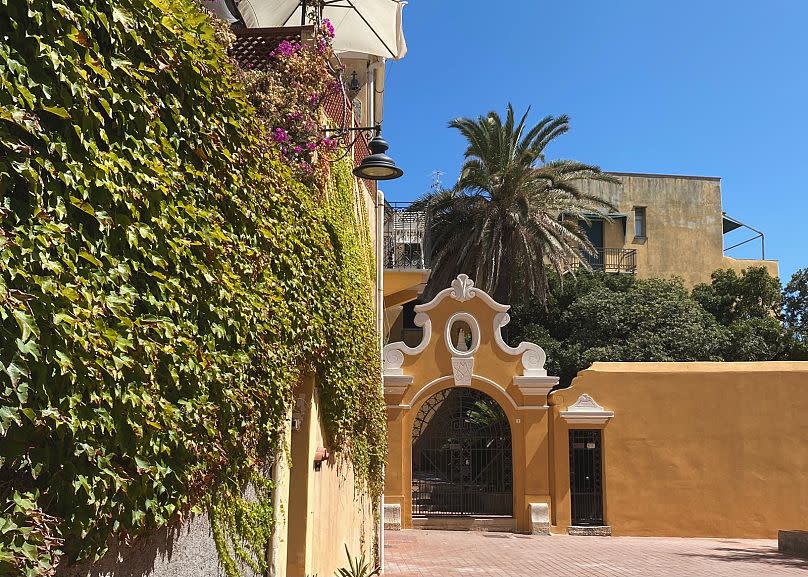 A small square in the heart of Varigotti’s old town. 2021.