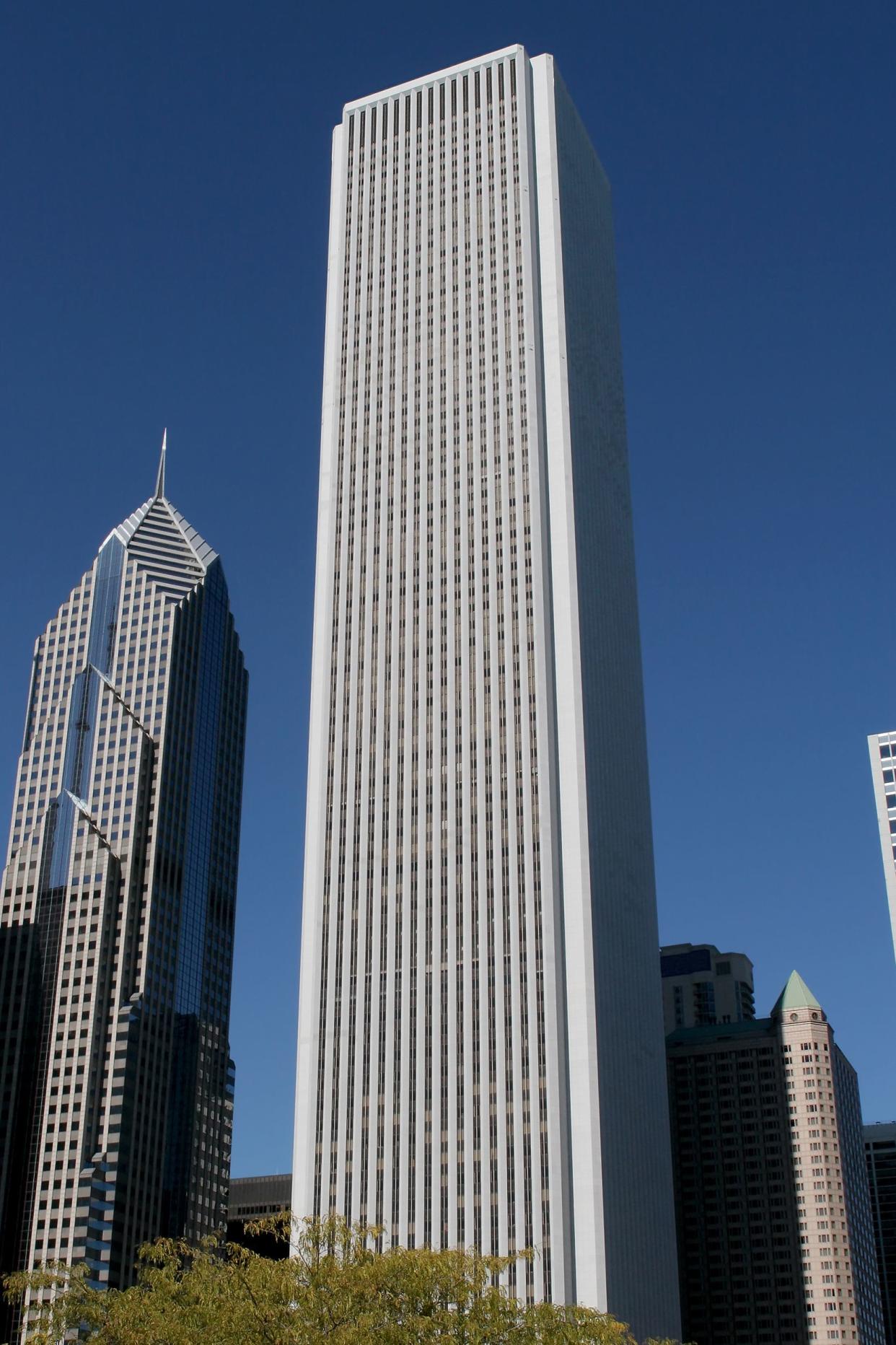 Aon Center, Chicago