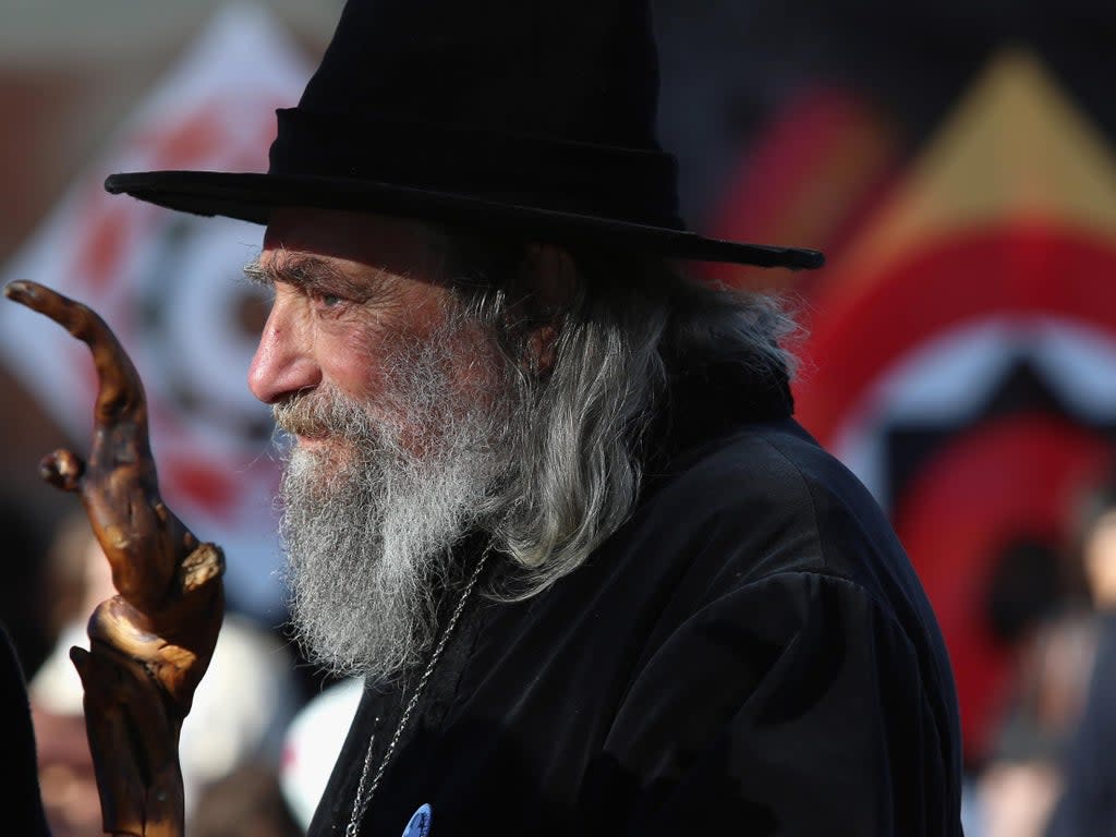 Ian Channell, known as The Wizard, has been a fixture in Christchurch's Cathedral Square for decades.  (Getty Images)