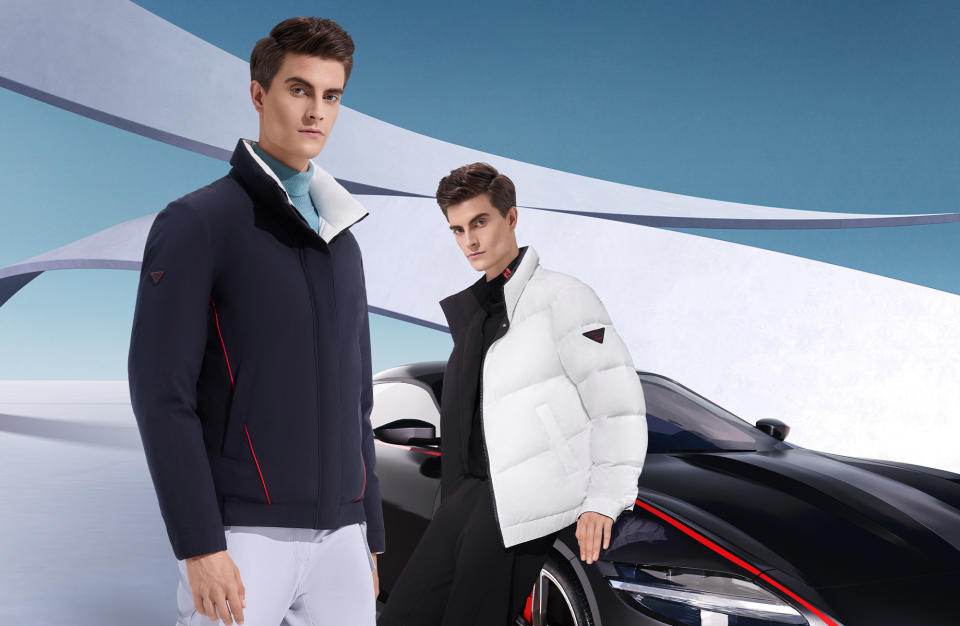 Septwolves and Italian supercar designer Aldo Cingolan jointly created a supercar co-branded reversible down jacket.