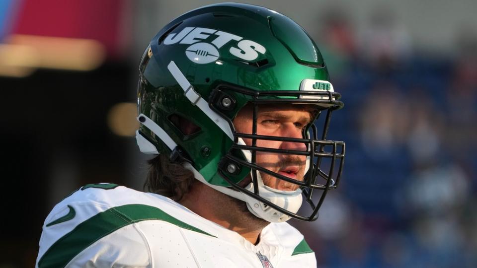 New York Jets center Joe Tippmann (66) reacts against the Cleveland Browns during the first half at Tom Benson Hall of Fame Stadium