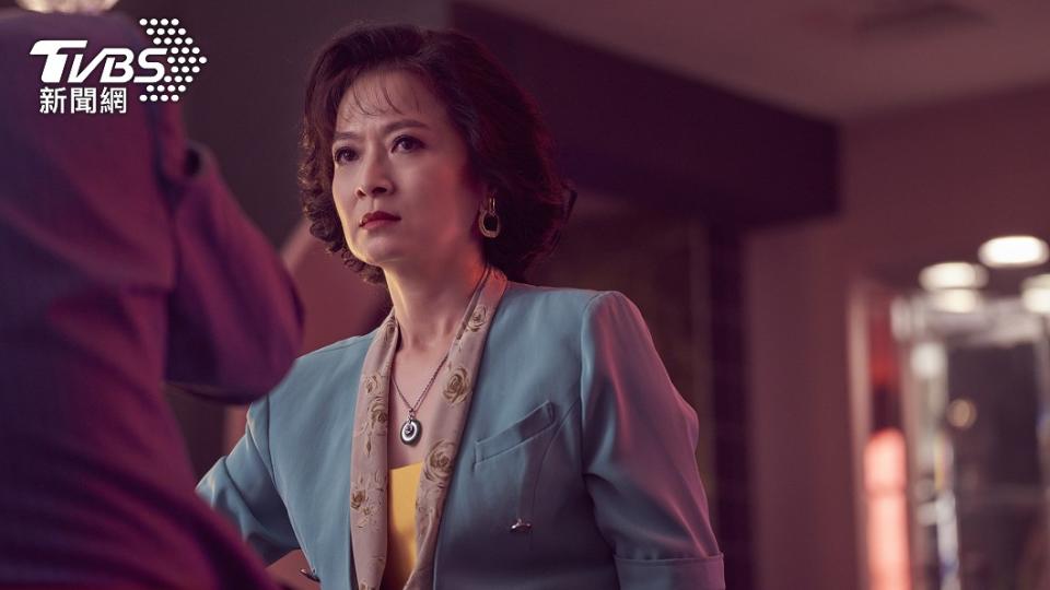 謝瓊煖飾演季滿如（阿季）為店裡年資、年齡最大的小姐。（圖／Netflix、百聿數碼提供）