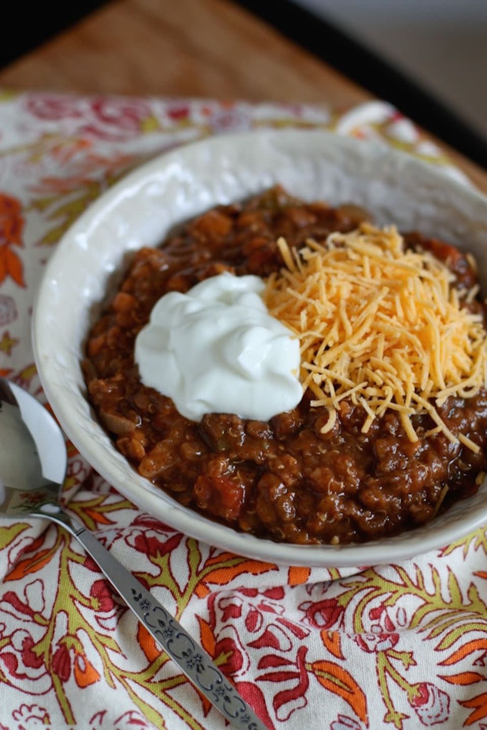 Slow Cooker Lentil and Quinoa Chili