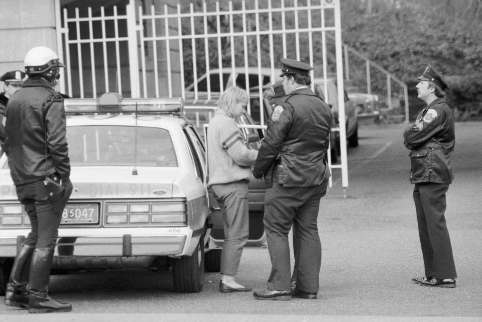 amy carter is arrested in 1985