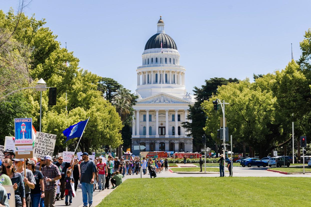 California State Capitol and the Capitol Mall in downtown Sacramento