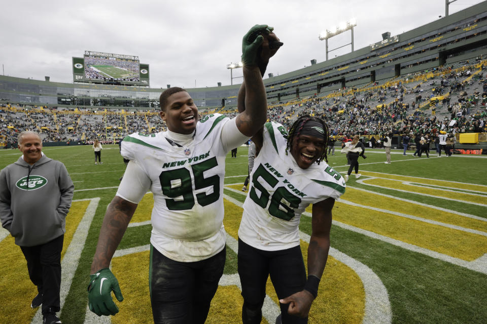Hey, the New York Jets are fun! (AP Photo/Mike Roemer)