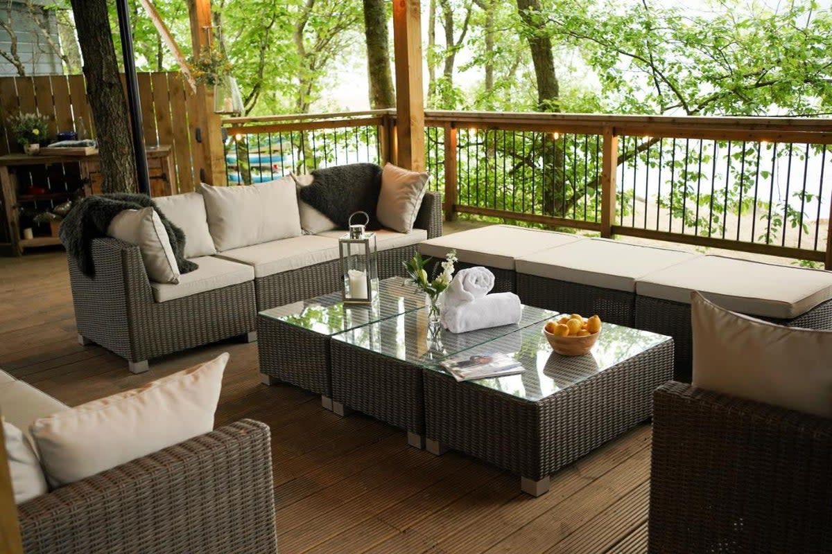 Kick back and relax with the whole house to yourself (Taymouth Marina)