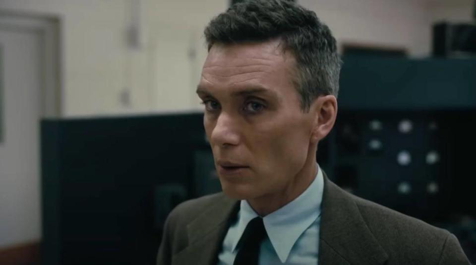 Cillian Murphy in a suit and tie