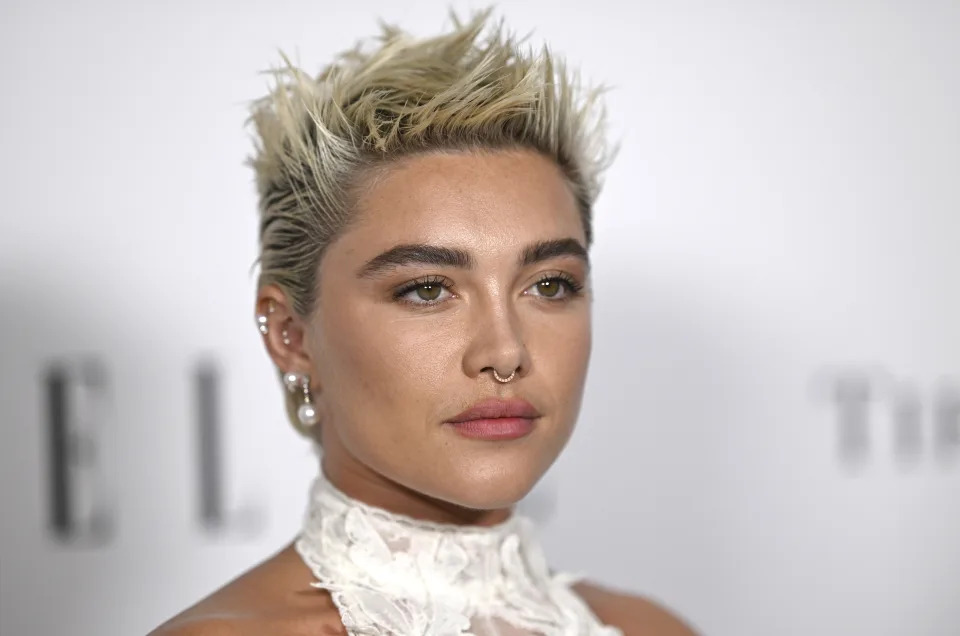 Florence Pugh sufrió el golpe de un objeto arrojado al escenario durante un panel de Comic-Con en Brasil dedicado a 'Duna - Parte Dos'. (Foto de Gareth Cattermole/Getty Images)