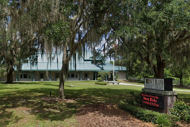 <p>Google Maps</p> W.T. Bland Public Library in Mount Dora, Florida