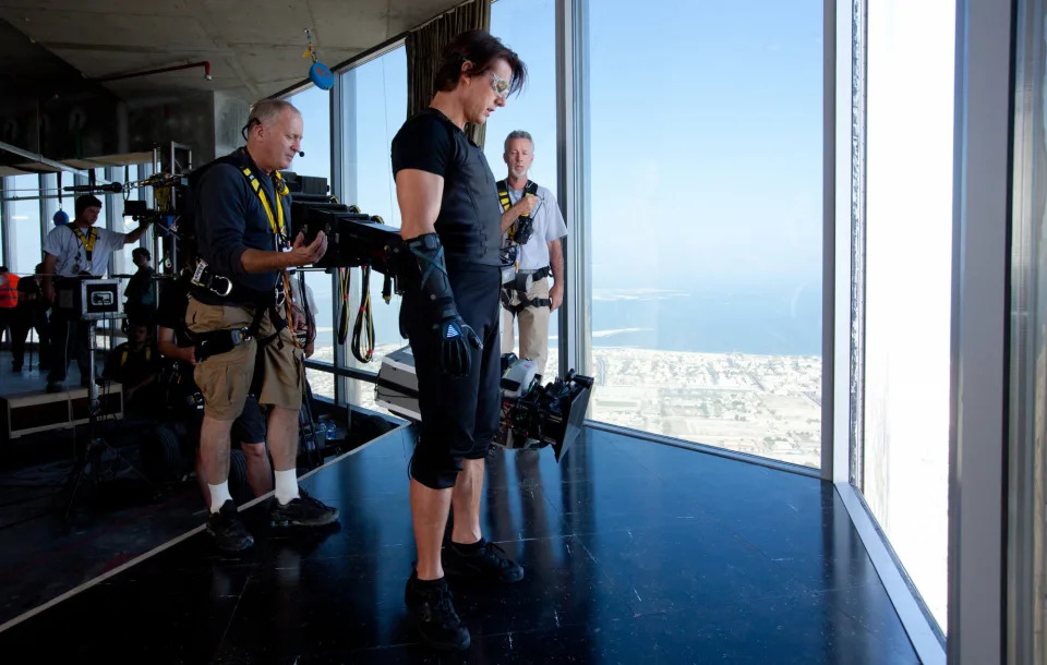 Cruise prepares to scale the Burj Khalifa in this behind the scenes snapshot from Mission: Impossible - Ghost Protocol (Photo: Paramount Pictures/Courtesy Everett Collection)