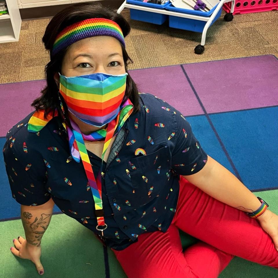 Wisconsin teacher Melissa Tempel wearing a rainbow face mask.