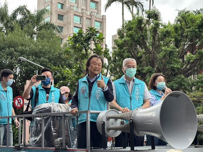 民進黨台北市議員王世堅。（黃婉婷攝）