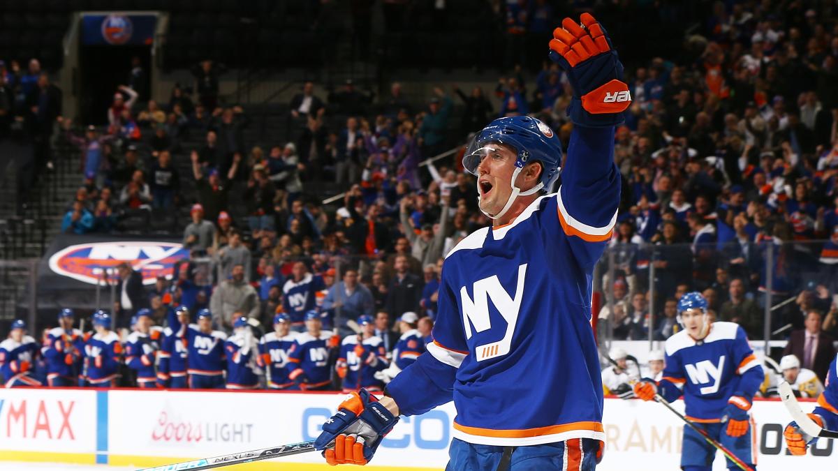 Brock Nelson #29 (New York Islanders) first NHL goal Oct 22, 2013