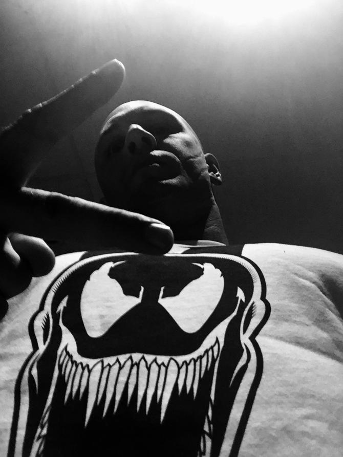 Meet the new Eddie Brock. (Credit: Tom Hardy)