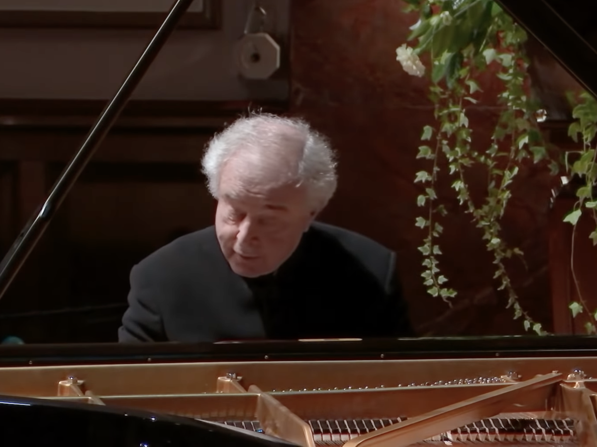 Sir András Schiff produces a lovely silken sound  (YouTube)