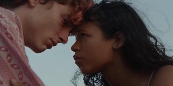 Timothée Chalamet y Taylor Russell comparten un amor caníbal en el tráiler de Bones and All