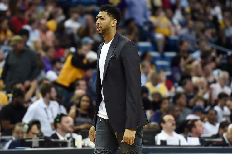 Anthony Davis’ injury is minor, but it continues a disturbing trend. (Getty Images)