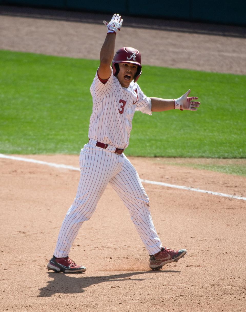 Alabama catcher Dominic Tamez (3) tries to lift the spirits of the Bama fans after getting the Crimson Tide’s first hit of the game against Georgia Saturday, April 23, 2022, at Sewell-Thomas Stadium. Gary Cosby Jr./Tuscaloosa News