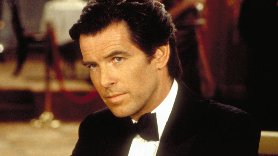 Pierce Brosnan wears a tuxedo in GoldenEye