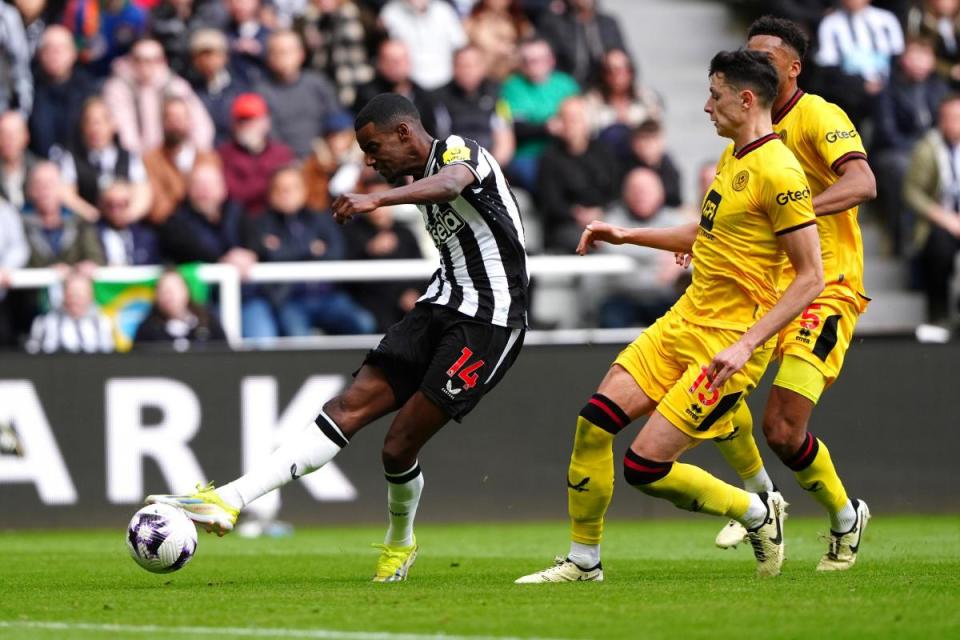 Alexander Isak fires home Newcastle's first goal in their 5-1 win over Sheffield United <i>(Image: PA)</i>
