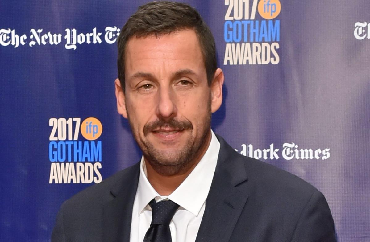 Adam Sandler Returning To Snl For First Time In 24 Years To Host 