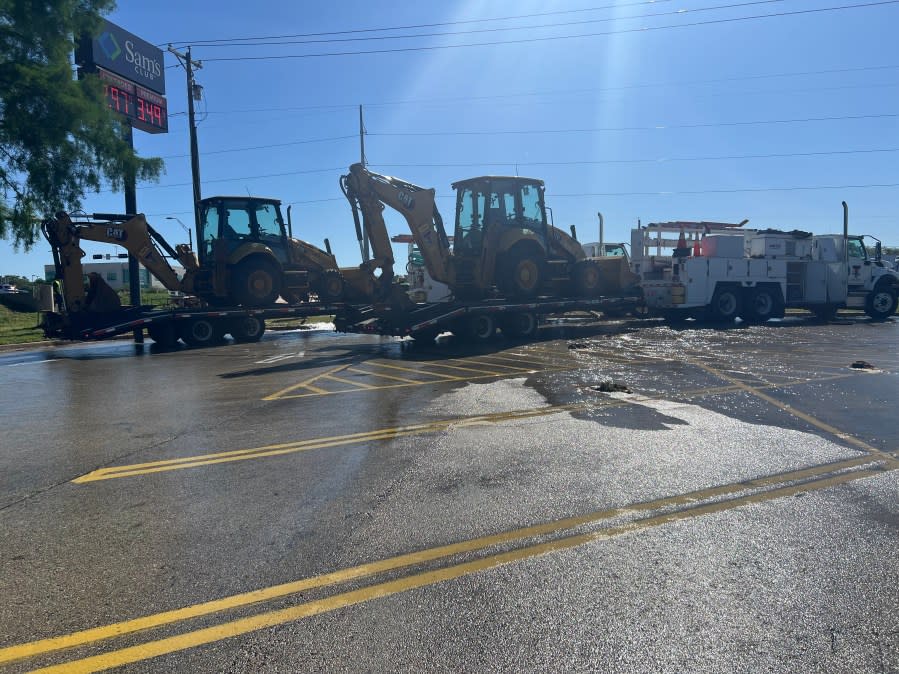 Photos from the scene of the water main break near Sam’s on Loop 323 in Tyler