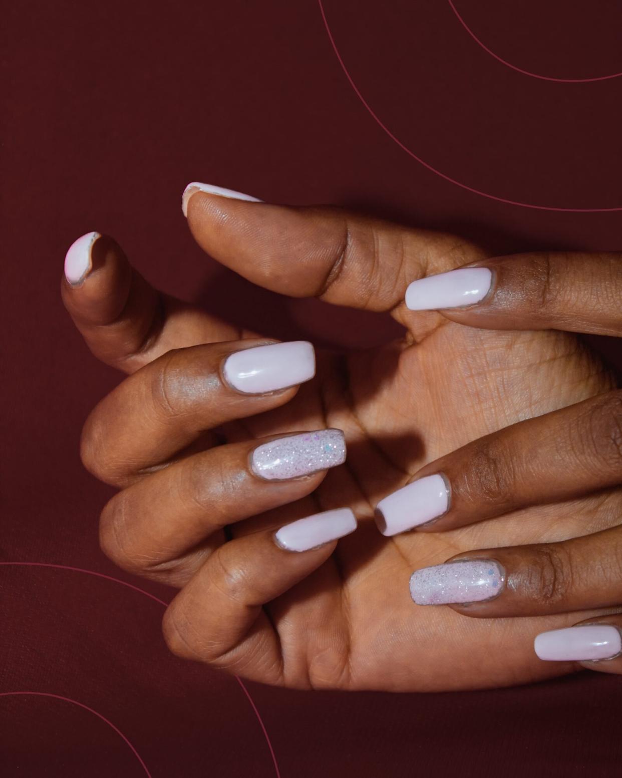 Shellac vs. Gel Nails: What's a Difference?